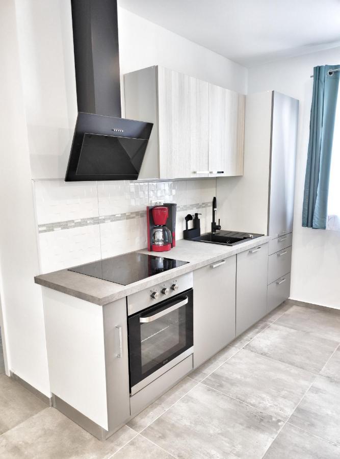 Apartments Tina Stinjan Пула Екстериор снимка