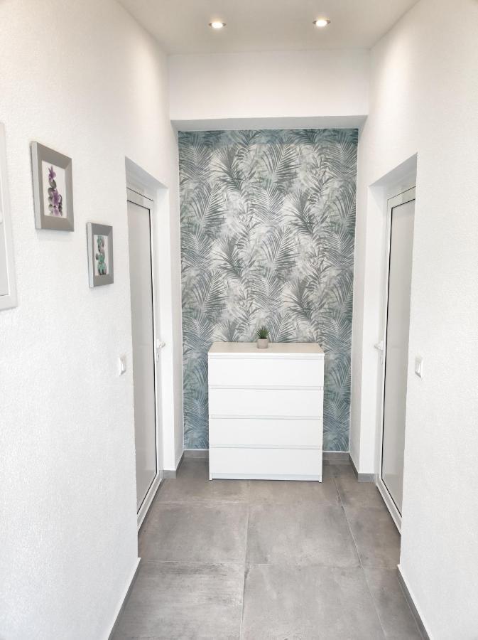 Apartments Tina Stinjan Пула Екстериор снимка